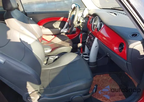 2006 Mini Cooper S from USA, damaged, VIN WMWRE33586TJ34762